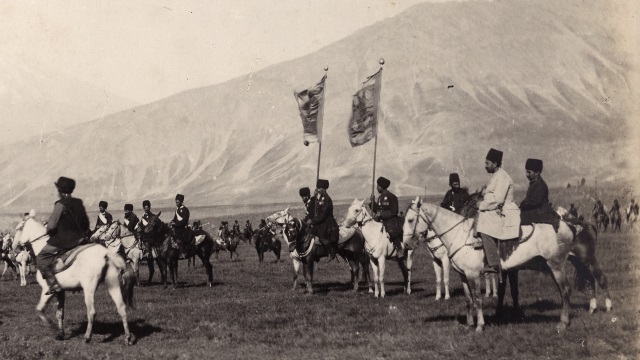 Photo, Dasht-i Lar Region, Mount Damavand in Background: Shah's Escort Regiment Sevruguin, Antoin, 1870s-1930, b w ; -- cm. x -- cm. FSA_A2012.02_01
