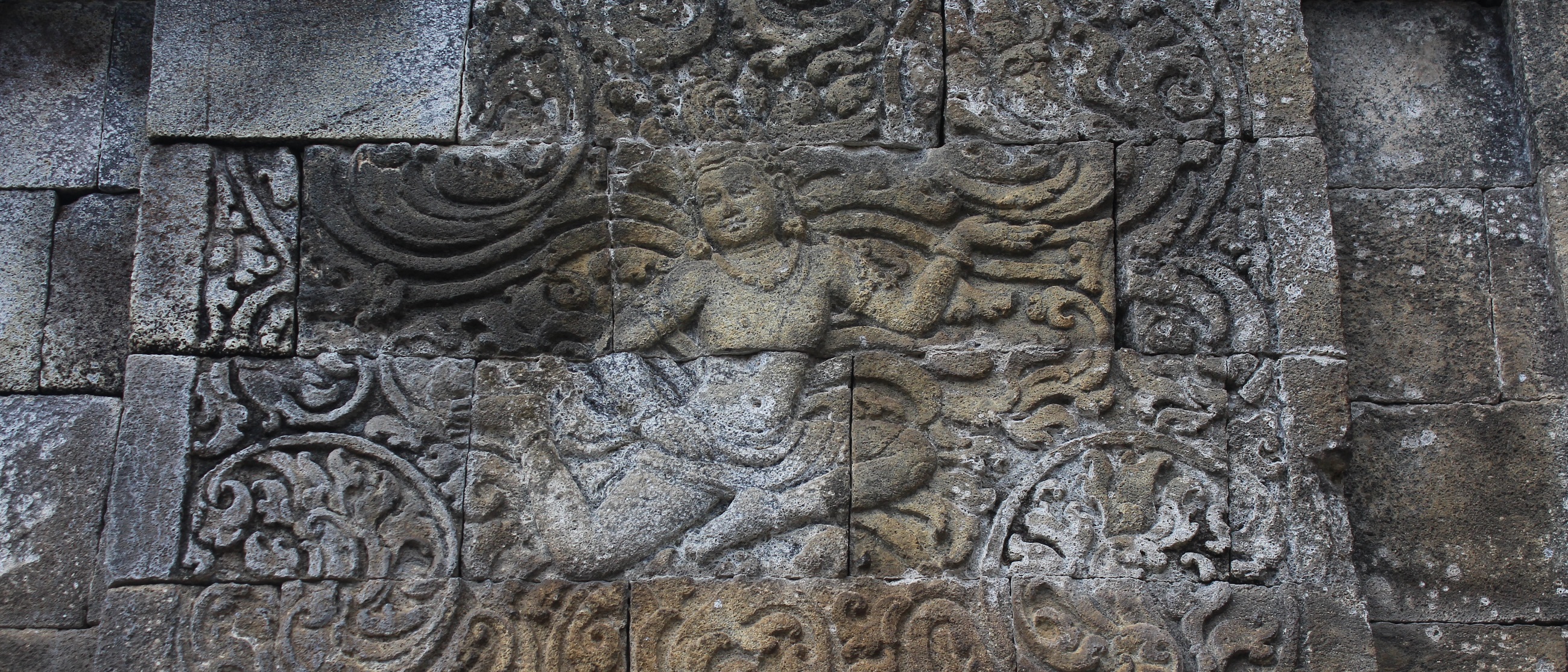 The relief carvings on Candi Mendut.